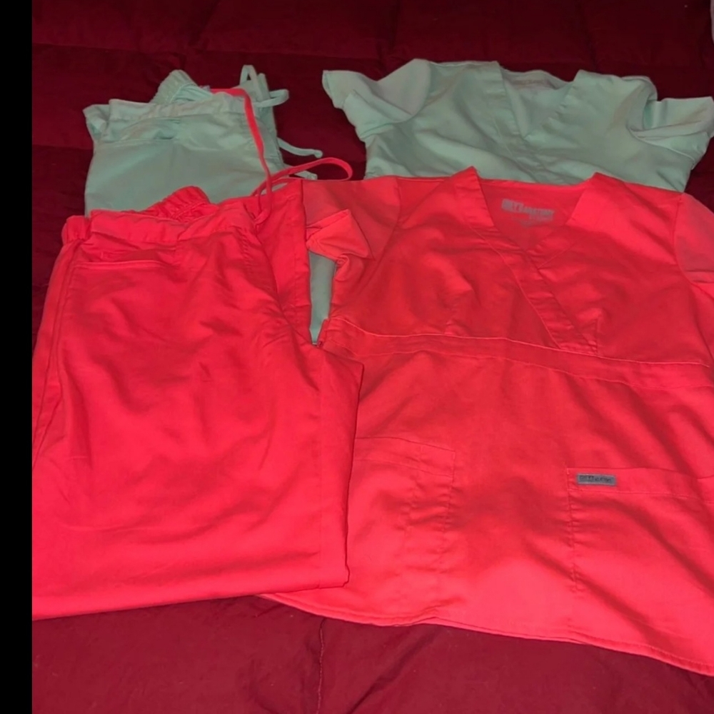 Grey's Anatomy Scrubs pink set only